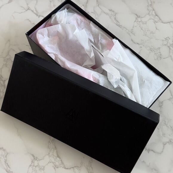 ⭕️ AAJ By Aminah Hot Pink Sudana Bow Strap Flats - Picture 7 of 8